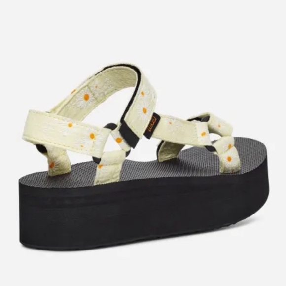 Teva Flatform Sandal Gloriosa Size 9 Daisy Print Yellow Platform Sandals - Picture 7 of 8